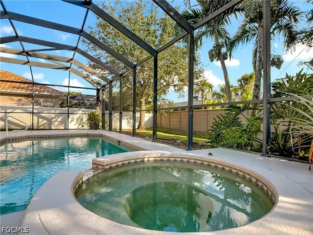 Via Piazza Loop Fort Myers, FL 33905