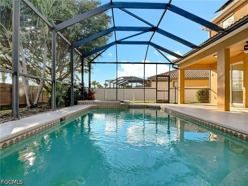 Via Piazza Loop Fort Myers, FL 33905