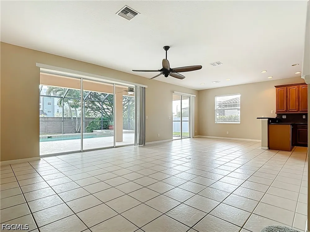 Via Piazza Loop Fort Myers, FL 33905