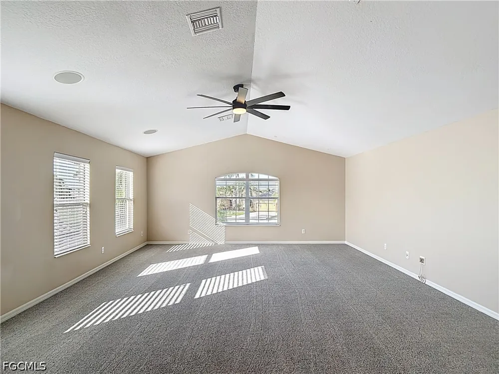 Via Piazza Loop Fort Myers, FL 33905