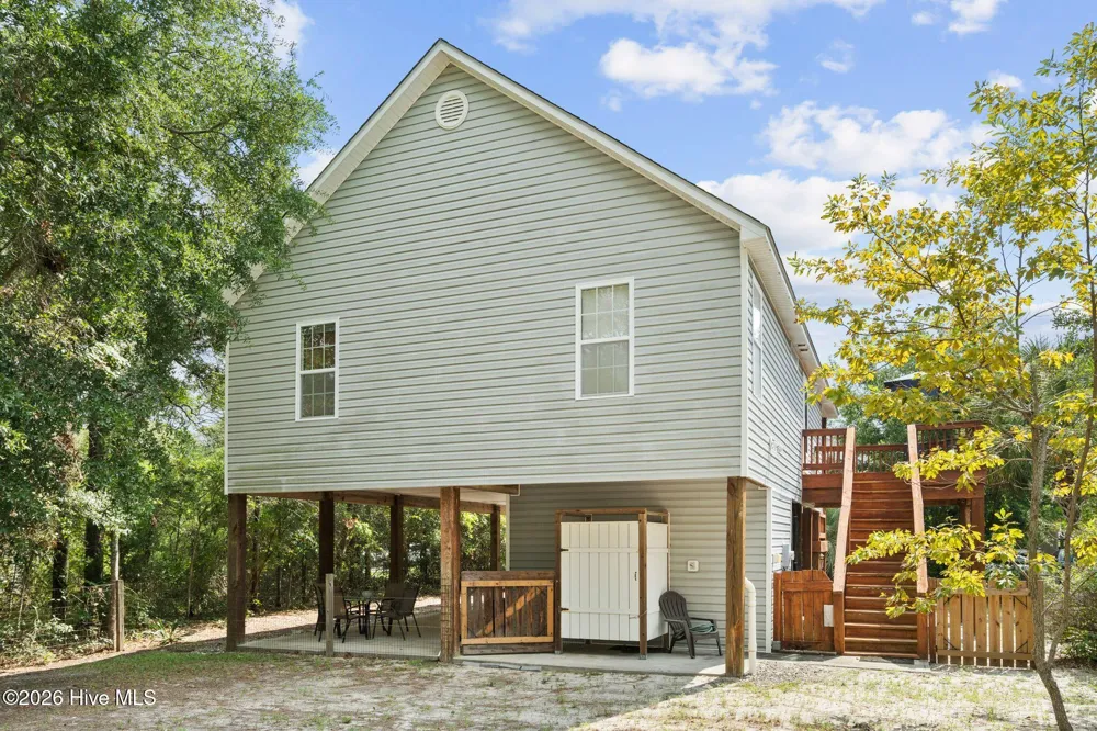 143 NE 4th Street Oak Island, NC 28465