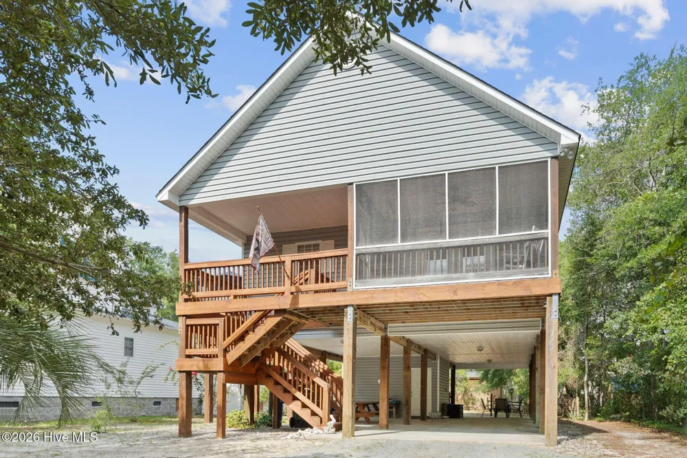 143 NE 4th Street Oak Island, NC 28465