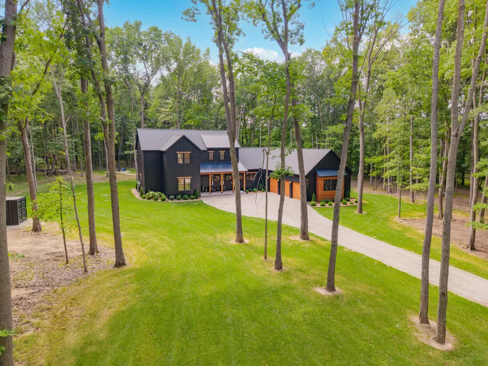821 Hidden Creek Court Dexter, MI 48130