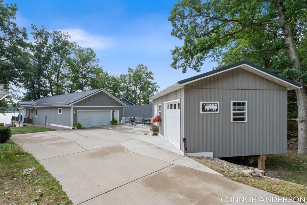 8681 Horsehead Lake Drive Rodney, MI 49342
