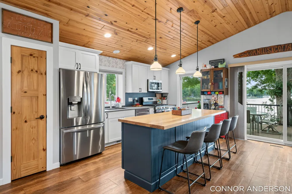 8681 Horsehead Lake Drive Rodney, MI 49342