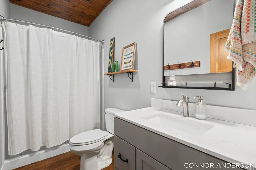 8681 Horsehead Lake Drive Rodney, MI 49342