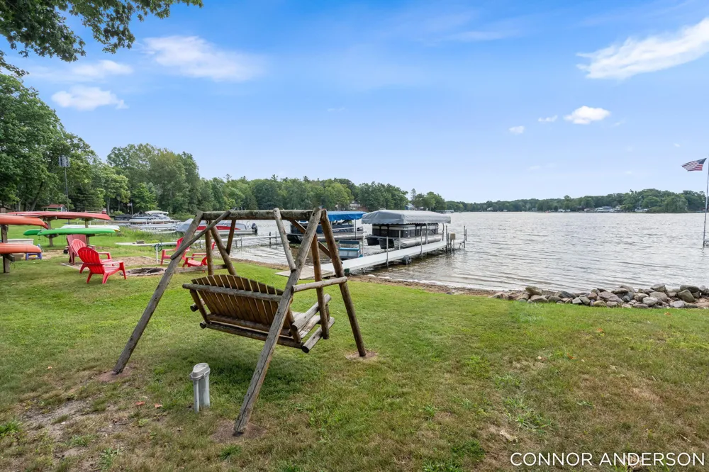 8681 Horsehead Lake Drive Rodney, MI 49342