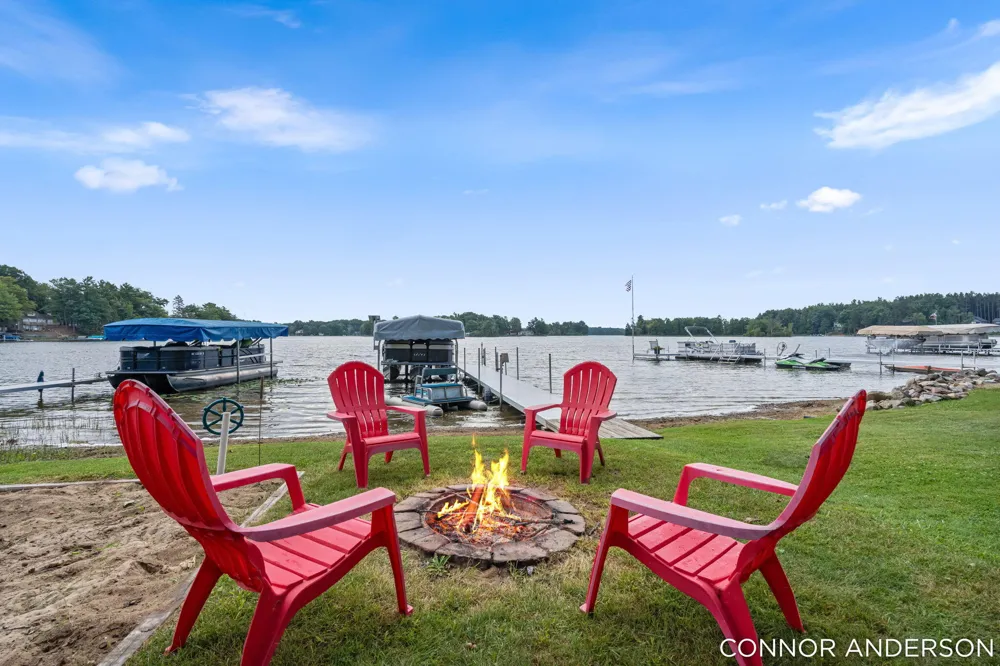 8681 Horsehead Lake Drive Rodney, MI 49342