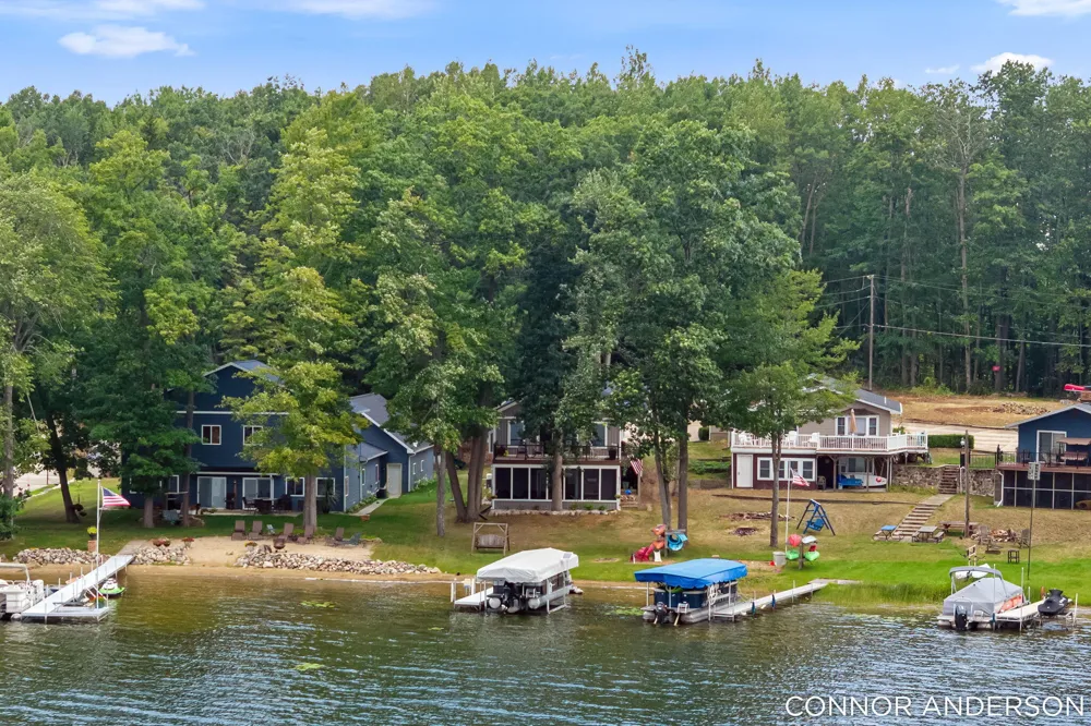 8681 Horsehead Lake Drive Rodney, MI 49342