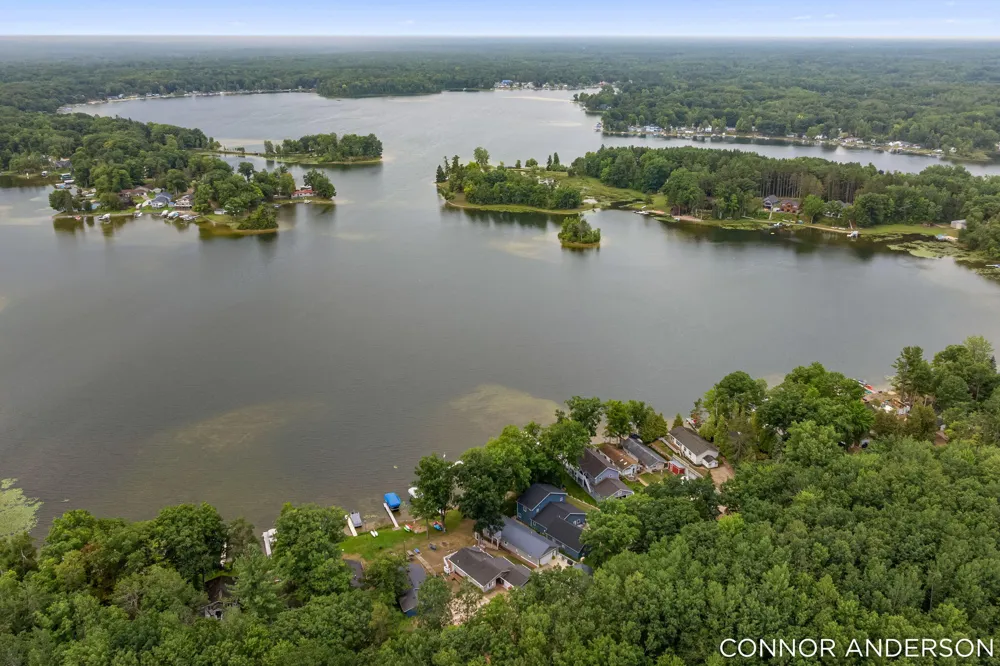 8681 Horsehead Lake Drive Rodney, MI 49342