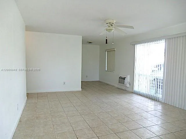 2724 NE 32nd St #1 Fort Lauderdale, FL 33306