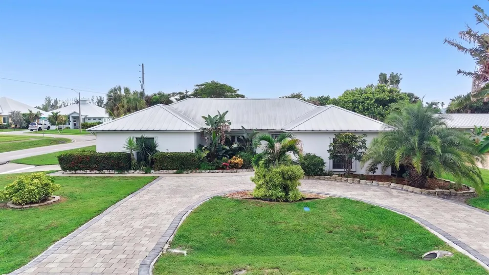 1577 THUMB POINT DRIVE Fort Pierce, FL 34949