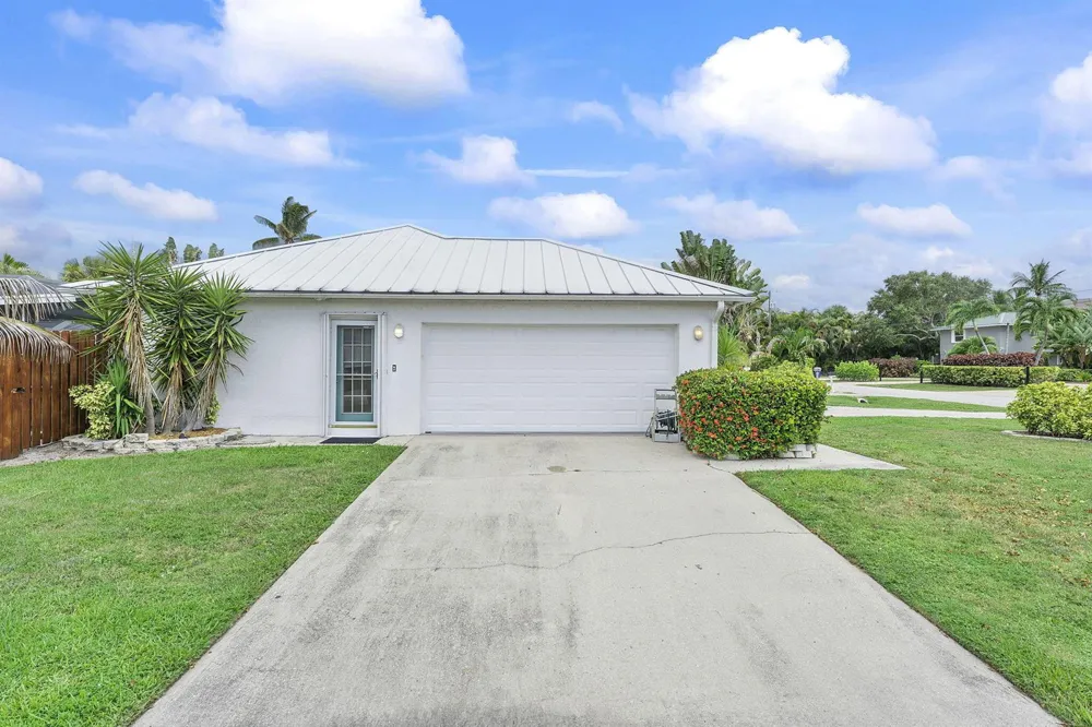 1577 THUMB POINT DRIVE Fort Pierce, FL 34949