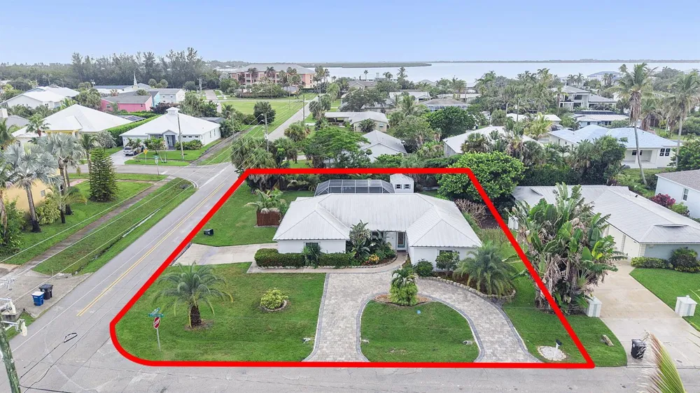 1577 THUMB POINT DRIVE Fort Pierce, FL 34949