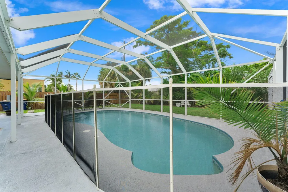 1577 THUMB POINT DRIVE Fort Pierce, FL 34949
