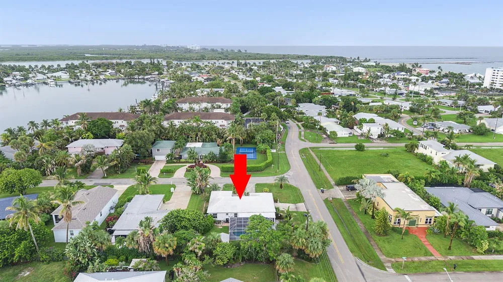 1577 THUMB POINT DRIVE Fort Pierce, FL 34949