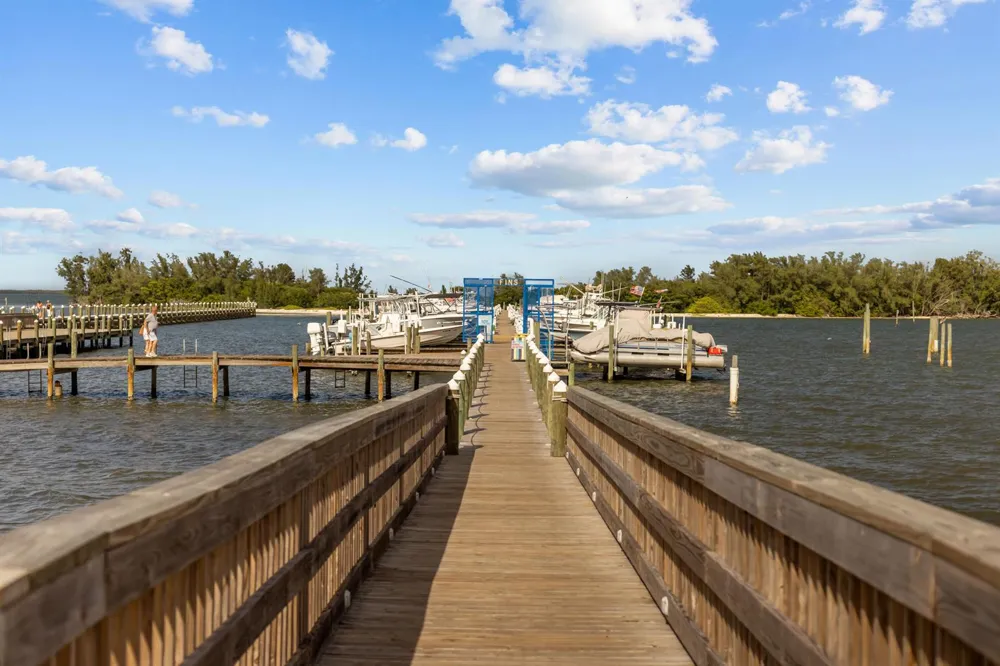 1654 CENTRAL AVENUE Sebastian, FL 32958