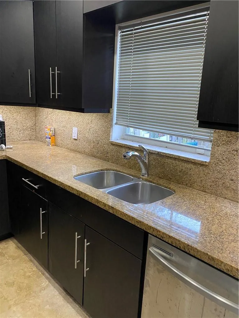 5042 SW 123RD TERRACE Cooper City, FL 33330