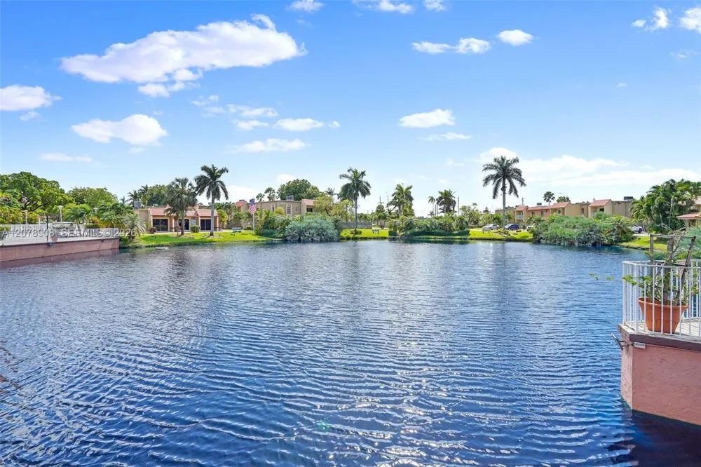 4910 NW 79th Ave #201 Doral, FL 33166
