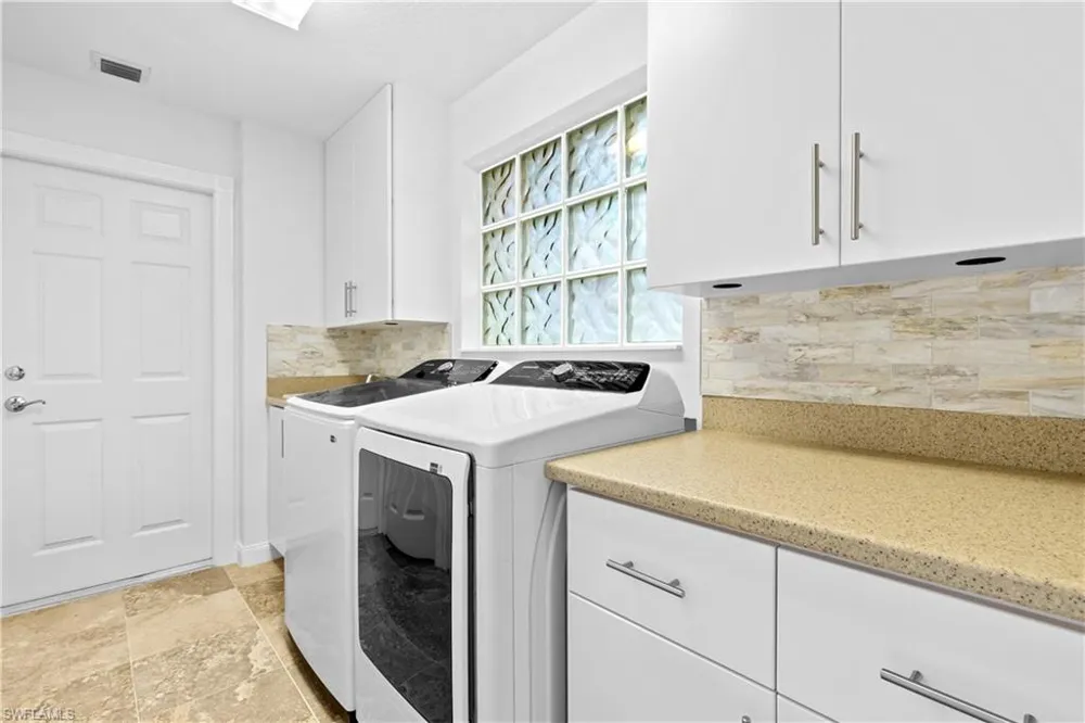 28869 Vermillion Lane Bonita Springs, FL 34135