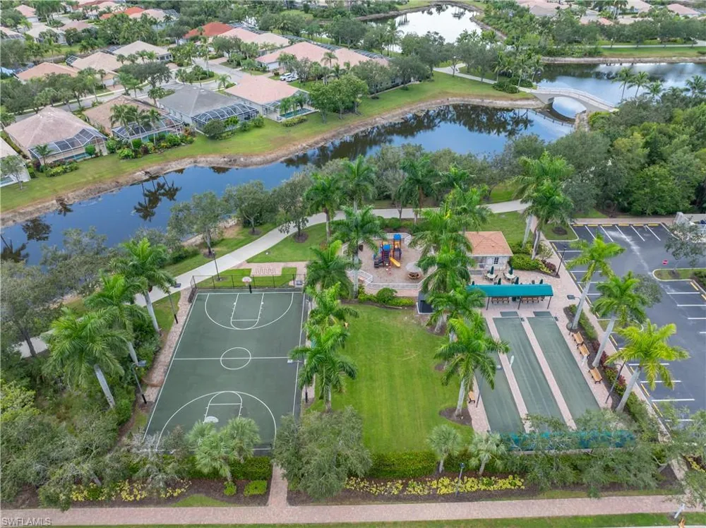 28869 Vermillion Lane Bonita Springs, FL 34135