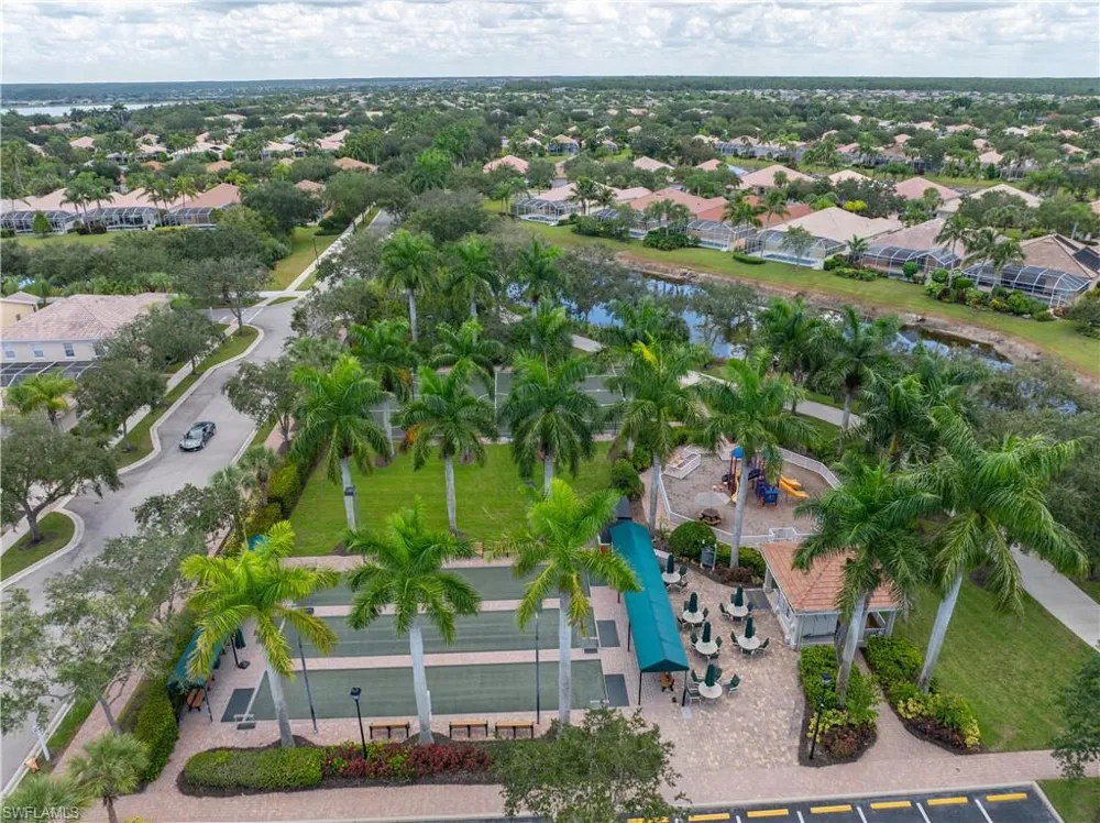 28869 Vermillion Lane Bonita Springs, FL 34135