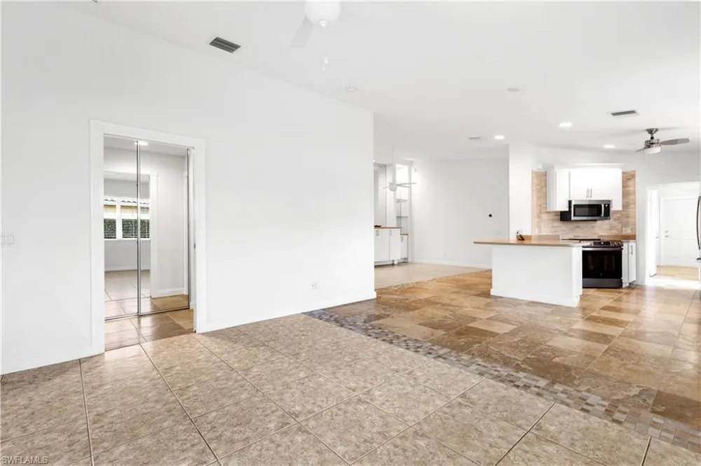 28869 Vermillion Lane Bonita Springs, FL 34135