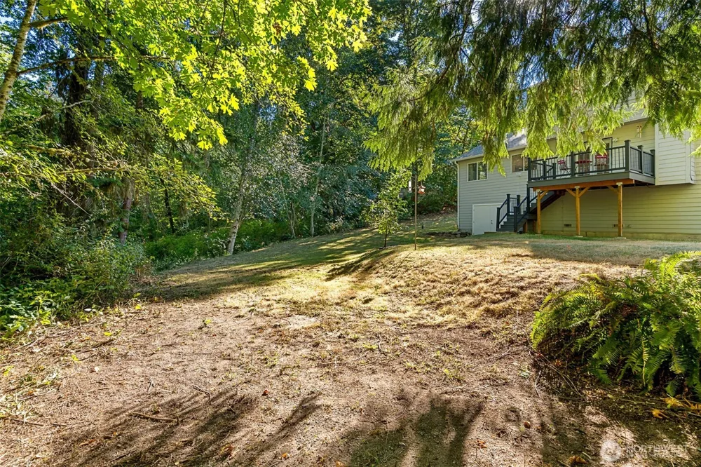 961 NE Winston Dr Bremerton, WA 98311