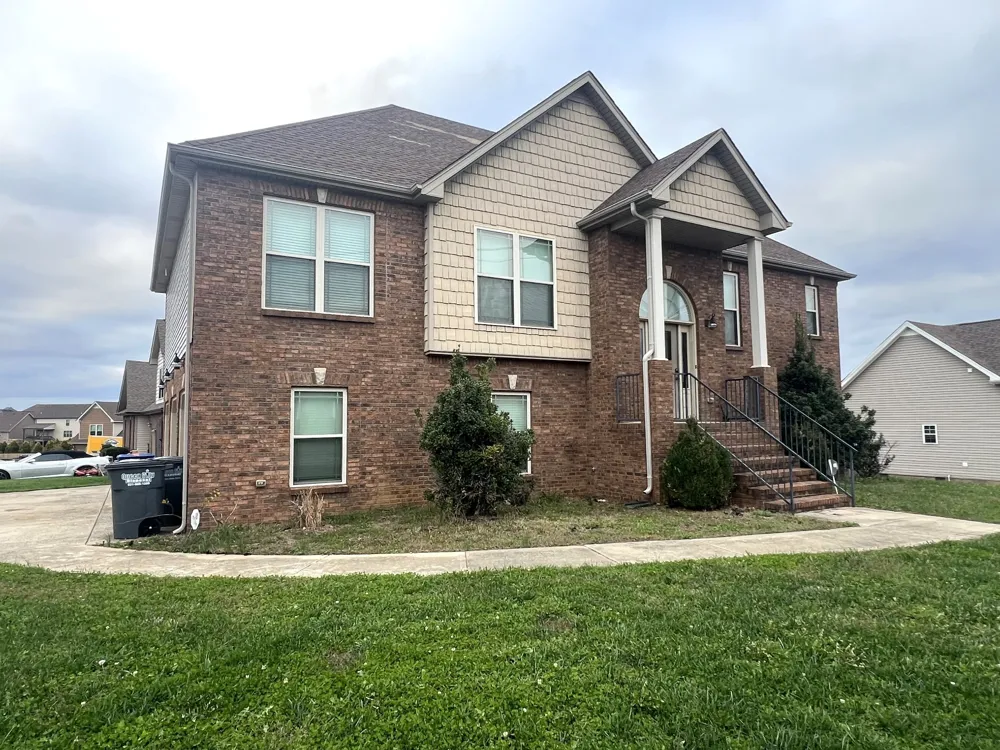 1701 Winterhaven Ct Clarksville, TN 37042