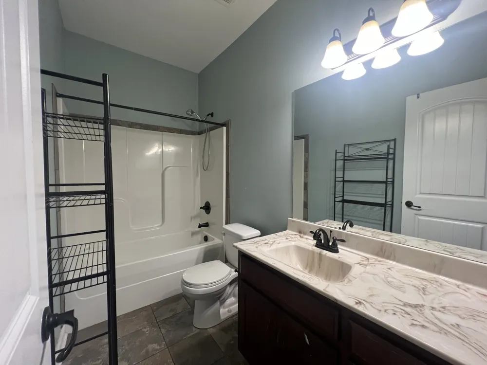 1701 Winterhaven Ct Clarksville, TN 37042