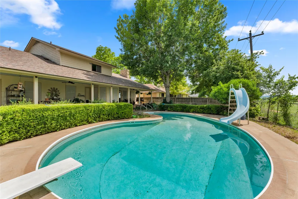 264 Turkey Run Meadowlakes, TX 78654