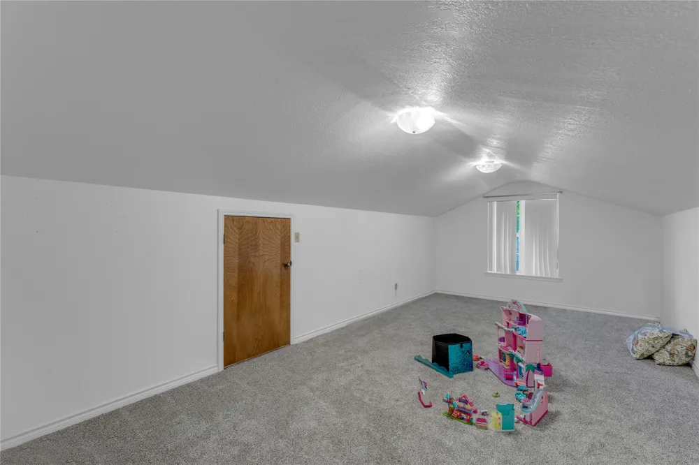 264 Turkey Run Meadowlakes, TX 78654