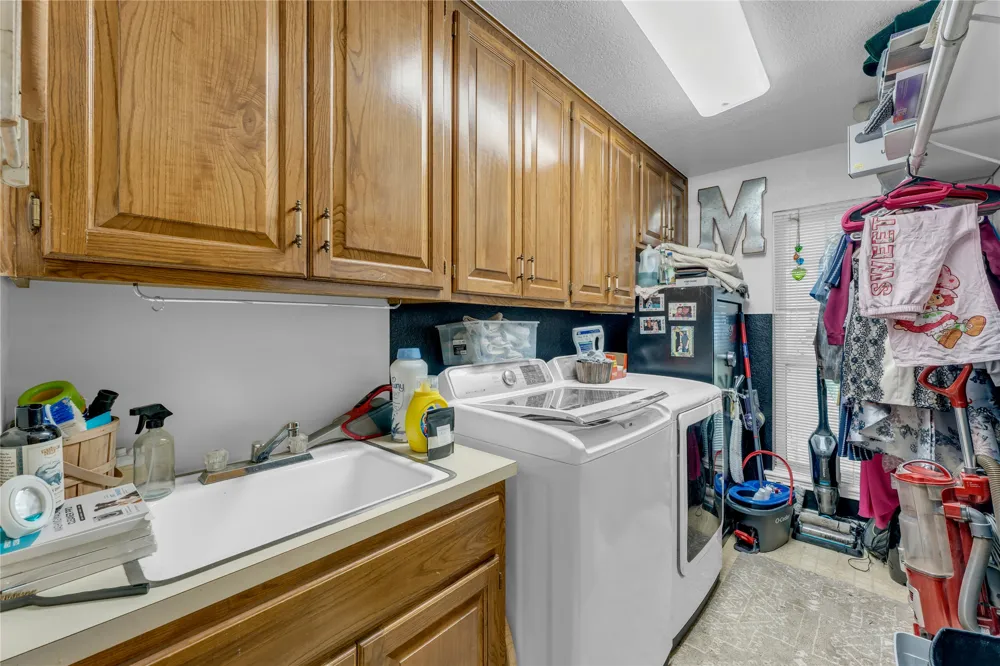 264 Turkey Run Meadowlakes, TX 78654