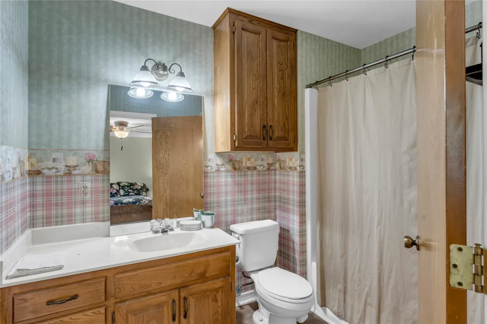 264 Turkey Run Meadowlakes, TX 78654