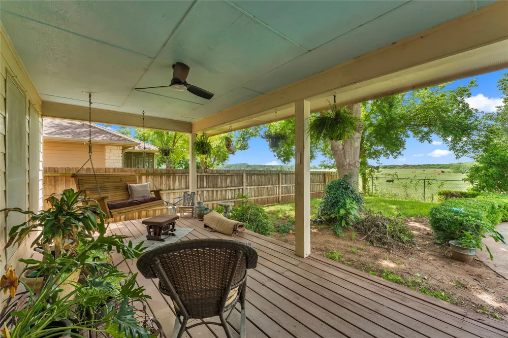264 Turkey Run Meadowlakes, TX 78654