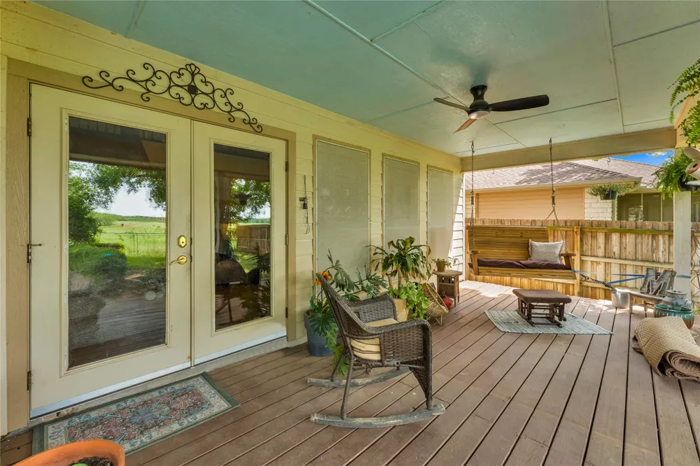 264 Turkey Run Meadowlakes, TX 78654