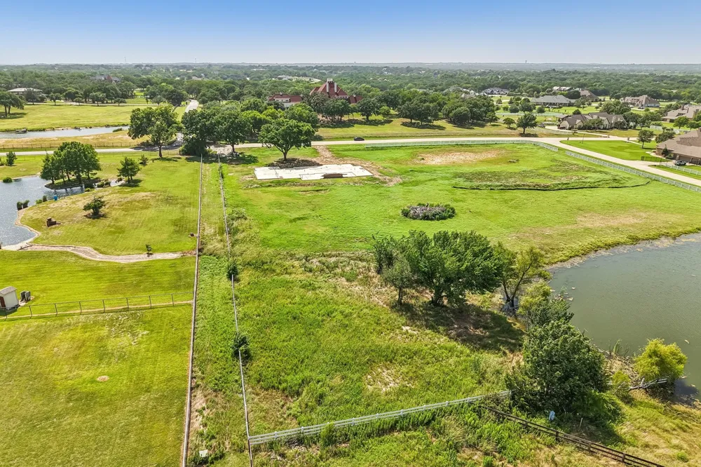 1181 Fox Run Bartonville, TX 76226