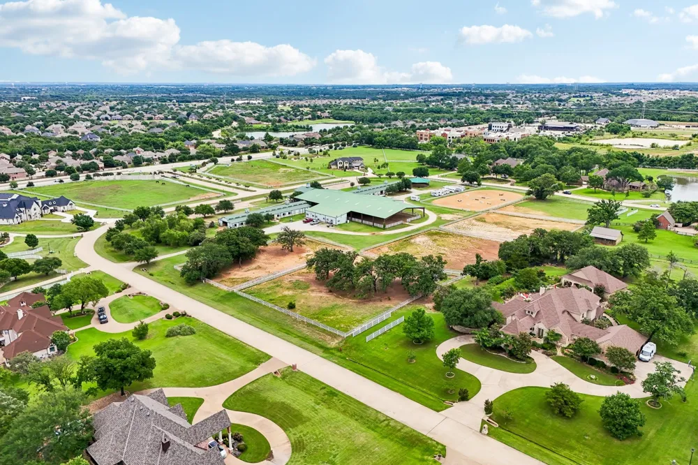 1181 Fox Run Bartonville, TX 76226