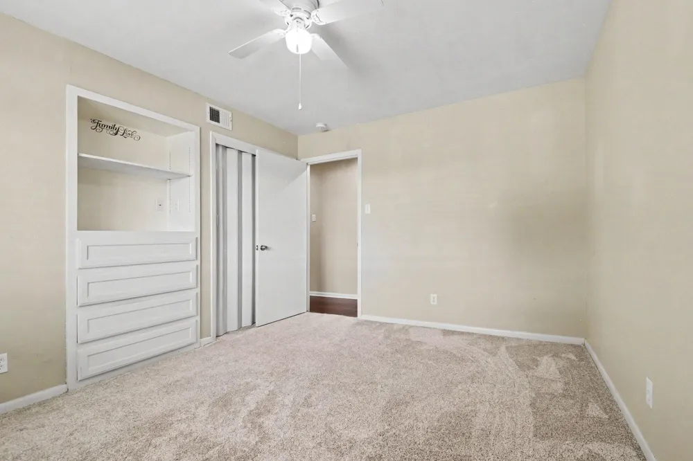 1114 Glouchester Drive Garland, TX 75040