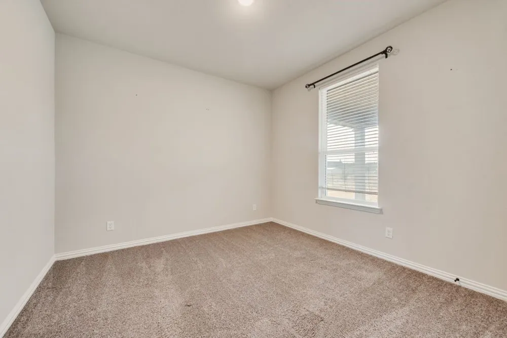 6016 Ember Crest Drive Weatherford, TX 76085