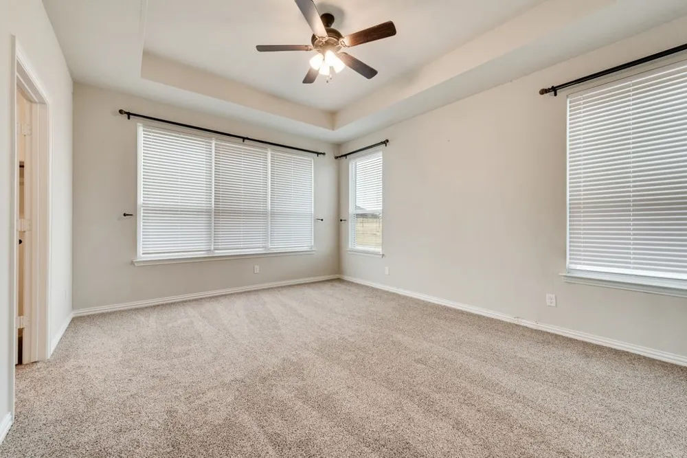 6016 Ember Crest Drive Weatherford, TX 76085