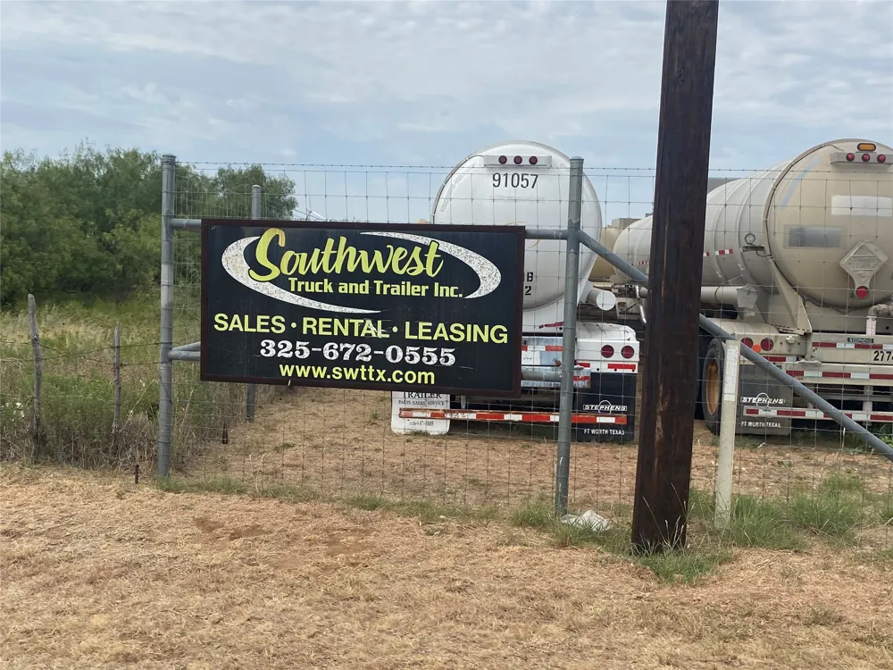 8306 I-20 Clyde, TX 79510