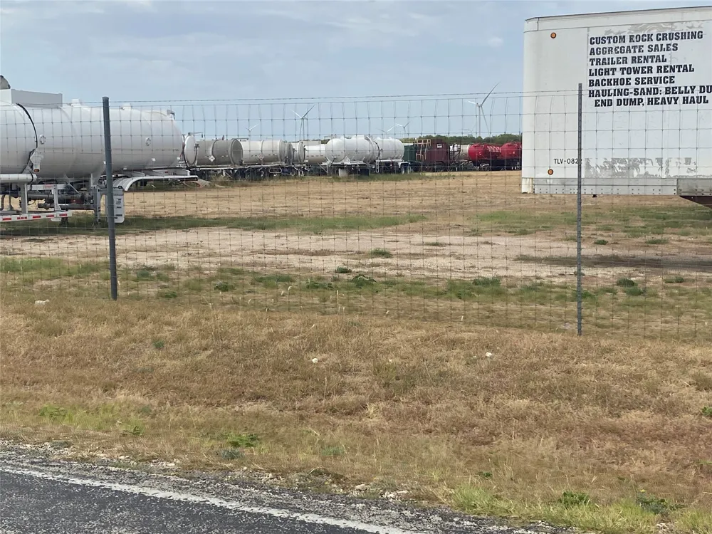 8306 I-20 Clyde, TX 79510