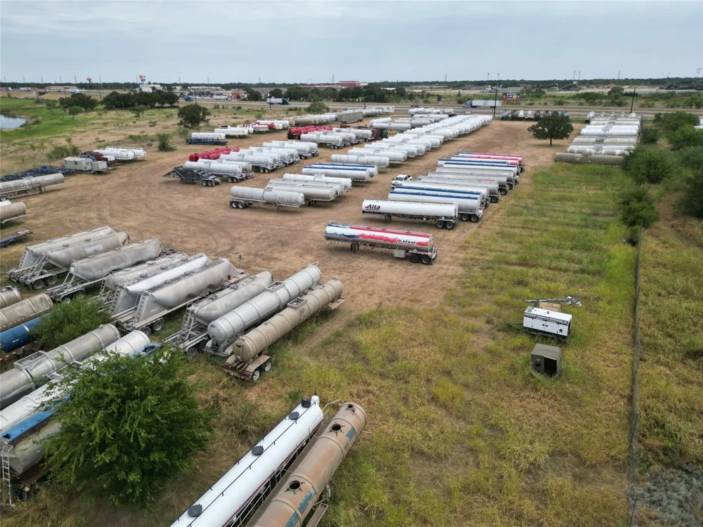 8306 I-20 Clyde, TX 79510
