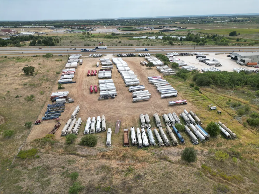 8306 I-20 Clyde, TX 79510