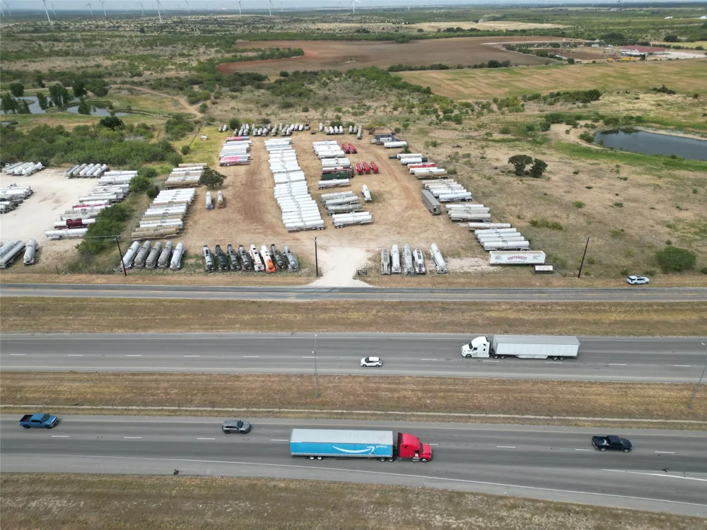 8306 I-20 Clyde, TX 79510