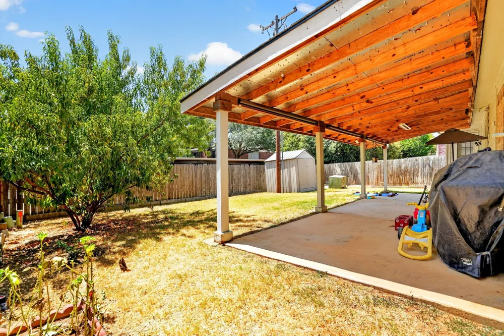 306 Branch Bend Euless, TX 76039