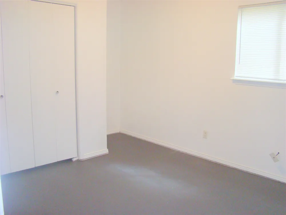 1506 Preston Street Ennis, TX 75119