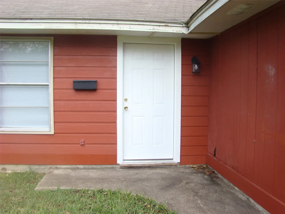 1506 Preston Street Ennis, TX 75119