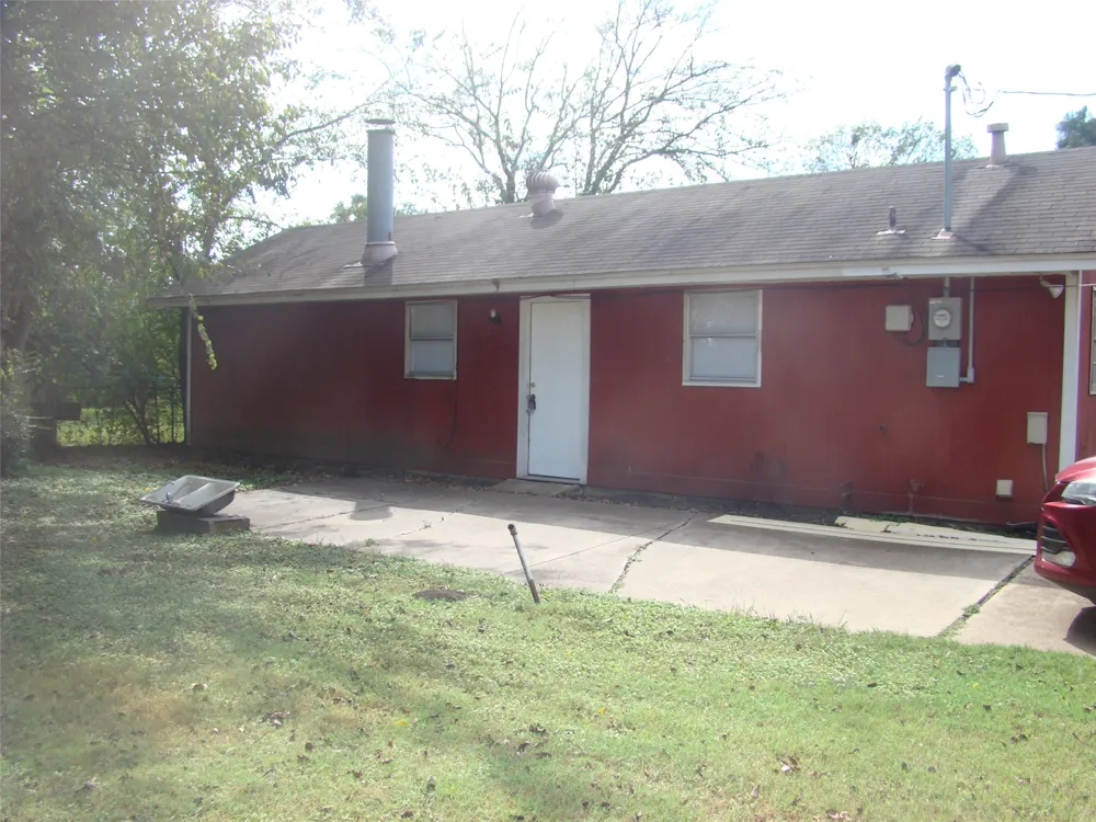 1506 Preston Street Ennis, TX 75119
